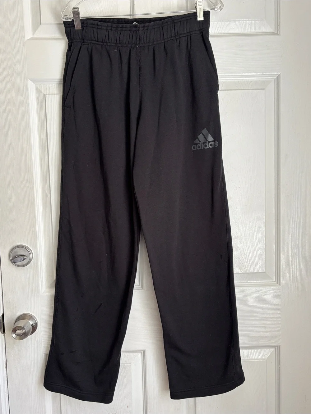 New NWT Adidas Black Exault Pant Open Bottom Leg Sweatpants Size Medium Unisex